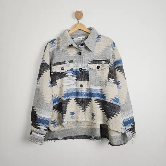 NWT La Miel Aztec Oversized Shacket Blue Grey Southwestern Frayed Hem Large - Picture 4 of 12